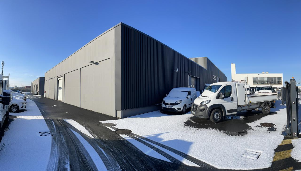 Local d'activité Sotteville-lès-Rouen 600m² Location local d'activité Sotteville-lès-Rouen Seine-Maritime OLACT2420303 2